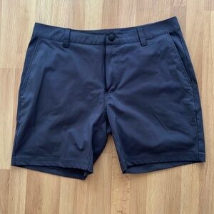Men’s Dark Grey Rhone Commuter Shorts 32” W 7” Inseam